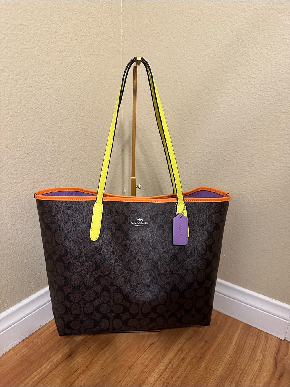👑 Coach City Tote Colorblock with Deluxe Felt Organizer